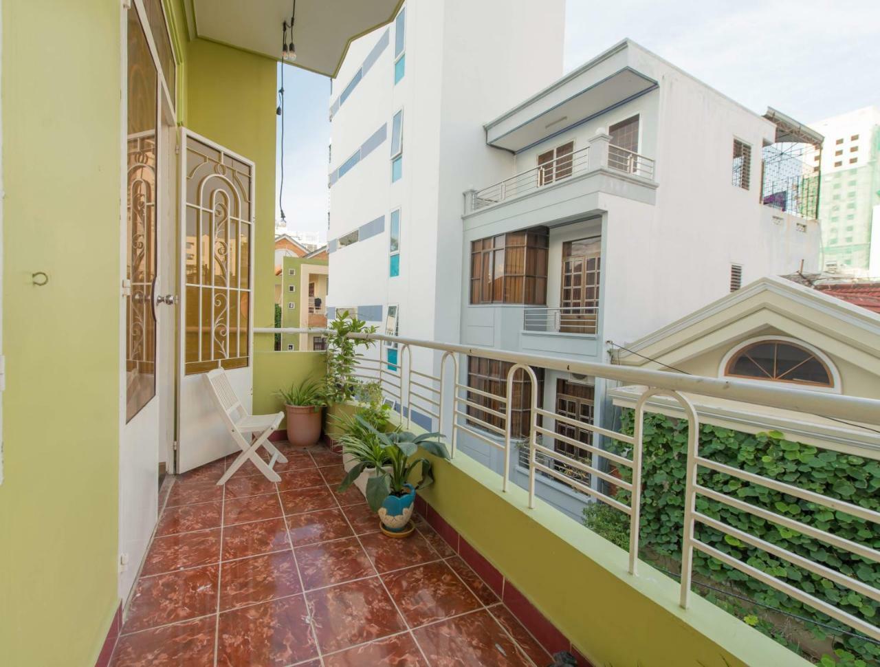 Qq House With Balcony, Near The Beach And Night Market Nha Trang Bagian luar foto